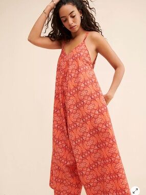 Kahindo Orange and Coral Printed Slip jumper